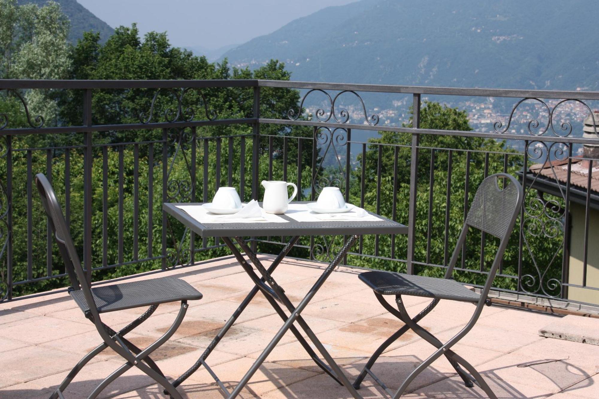 玉兰花住宿加早餐旅馆 Faggeto Lario 外观 照片